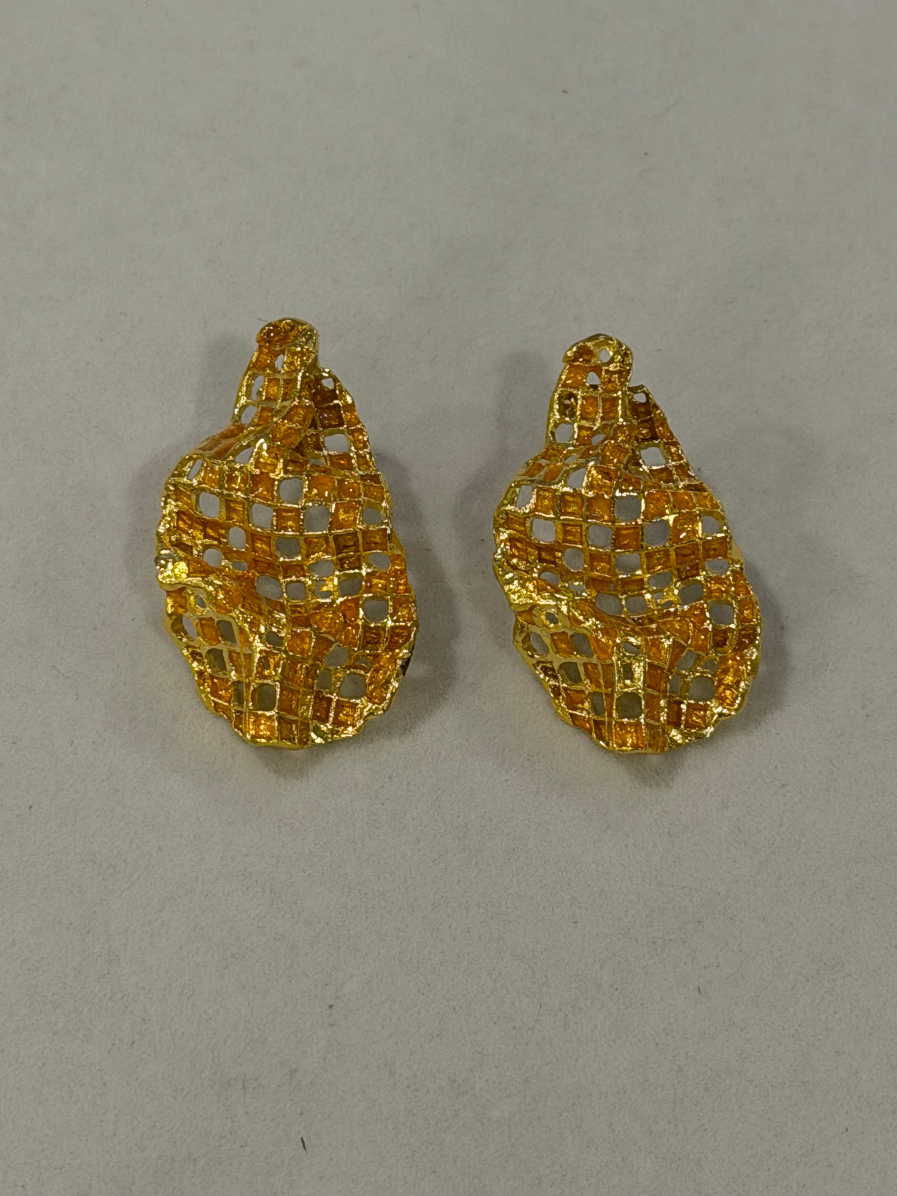 Honeycomb Stud Earrings - Small