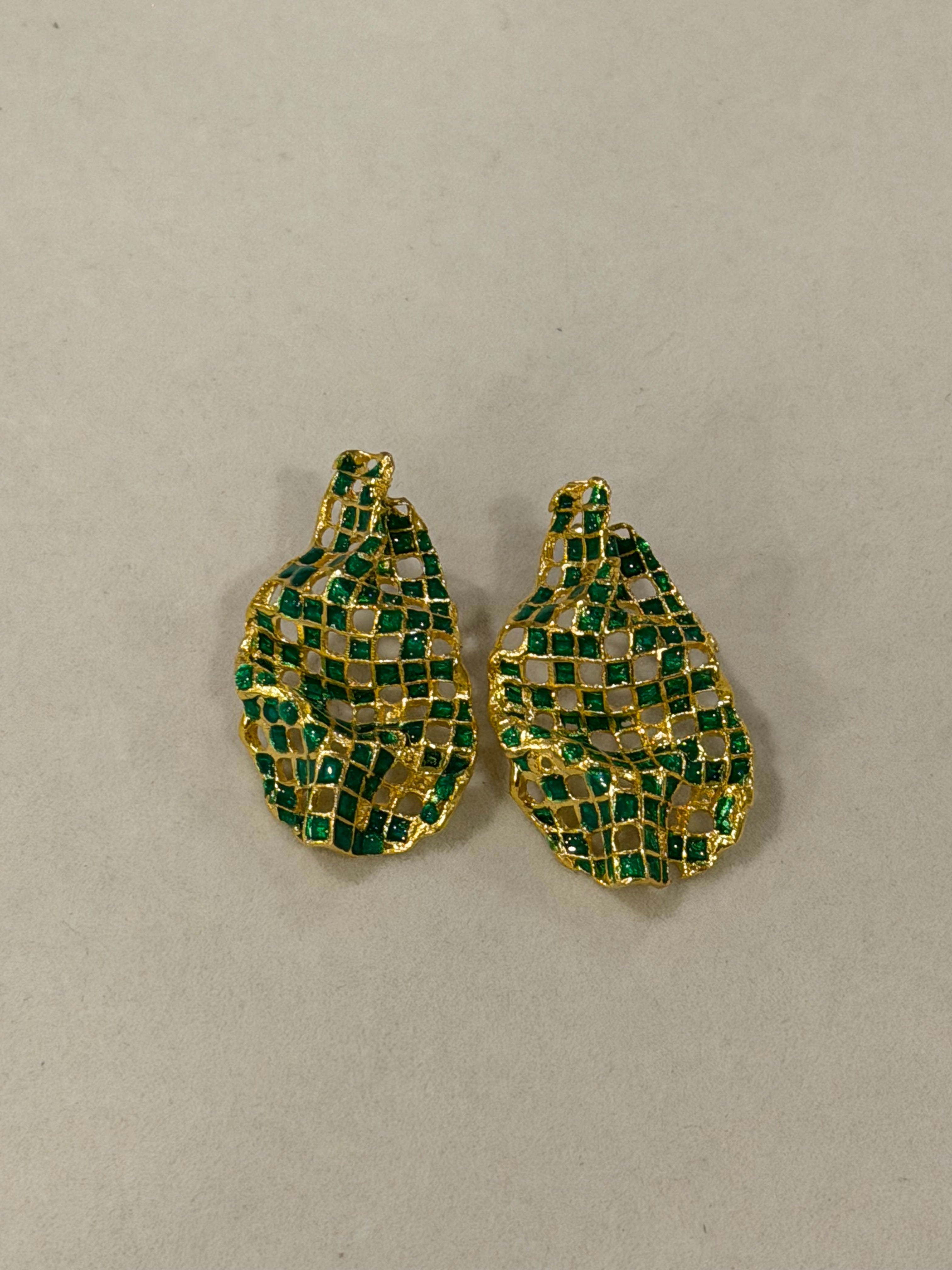 Honeycomb Stud Earrings - Small