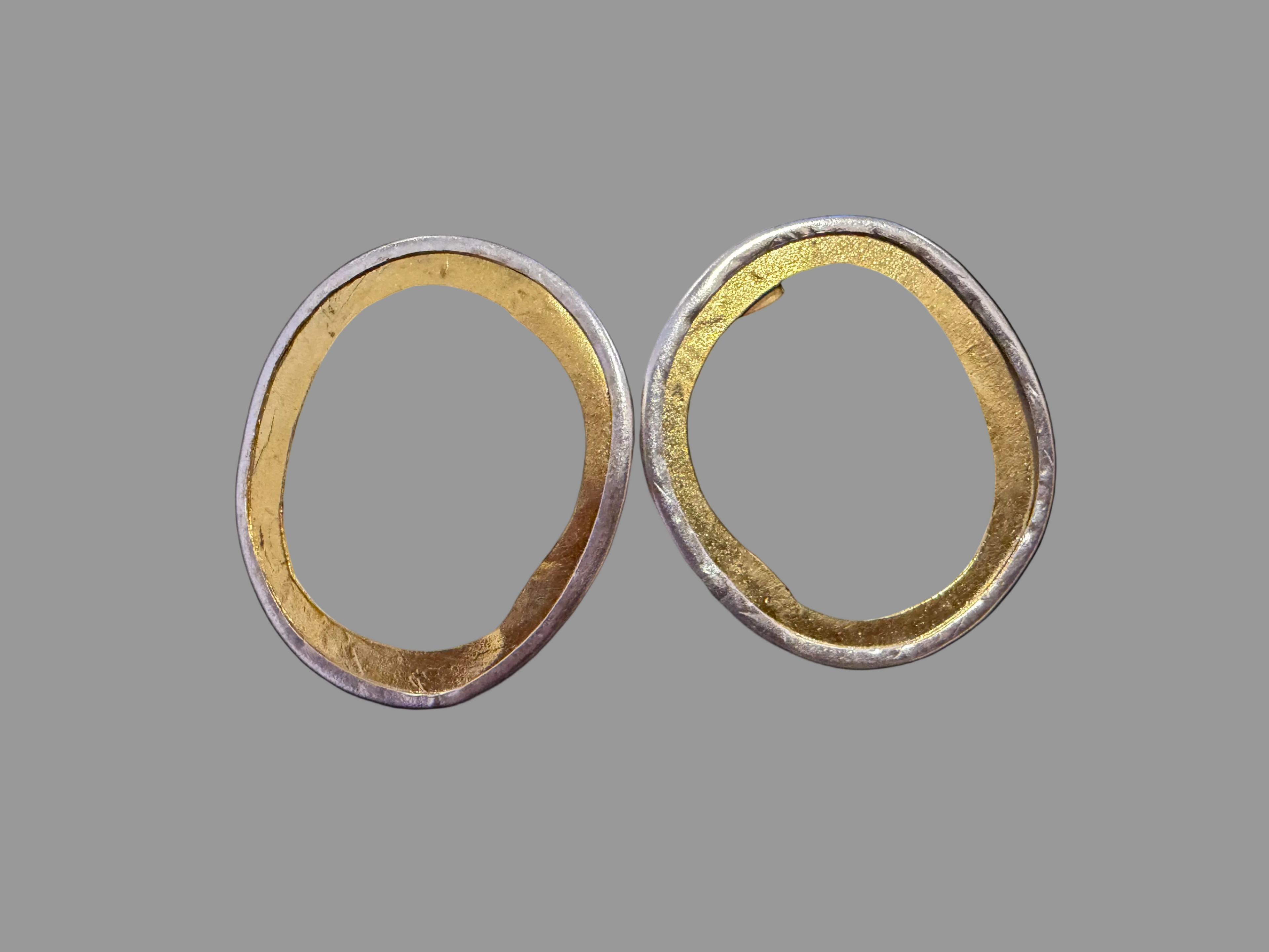 Offset Halo Studs