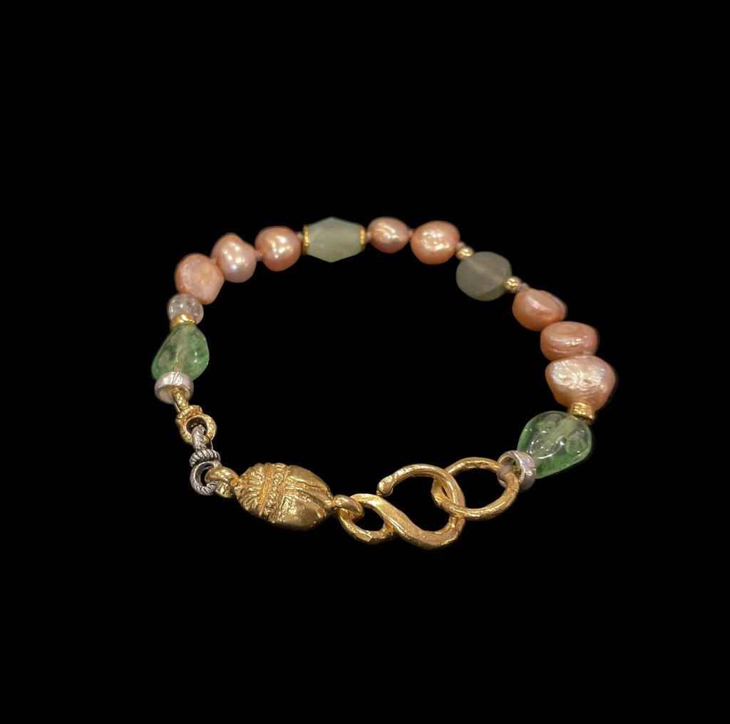 Pink Fresh-water Bracelet